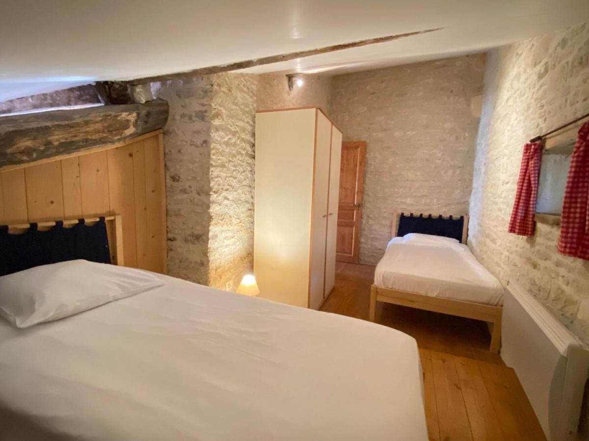 Domaine De La Laigne - Spa Asnieres-la-Giraud Ngoại thất bức ảnh