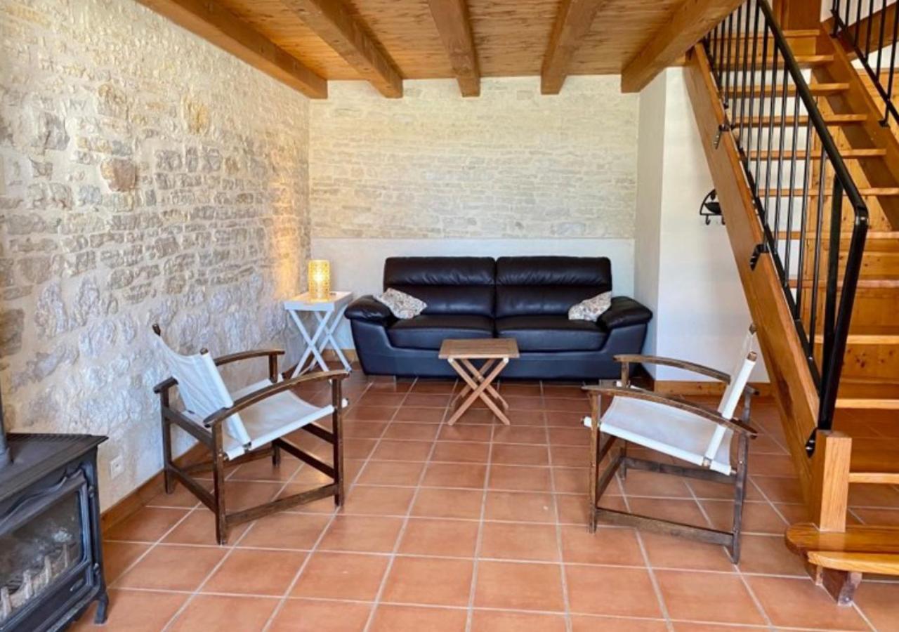 Domaine De La Laigne - Spa Asnieres-la-Giraud Ngoại thất bức ảnh