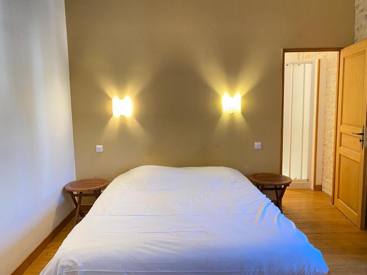 Domaine De La Laigne - Spa Asnieres-la-Giraud Ngoại thất bức ảnh
